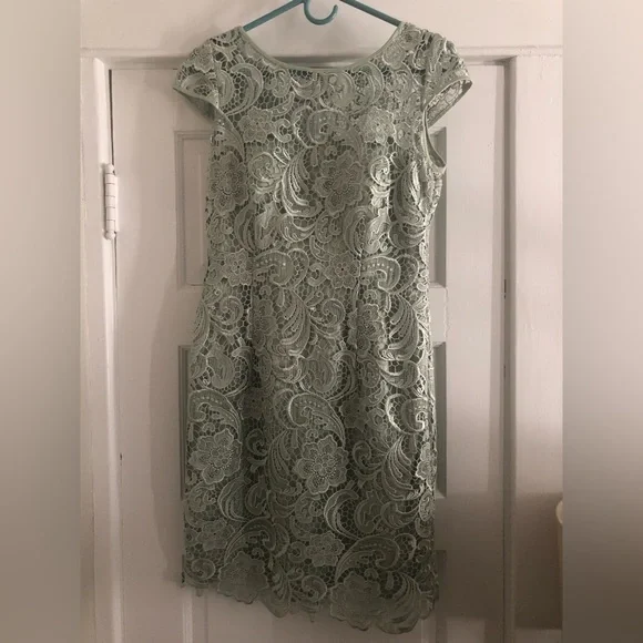 Adrianna Papell | Dresses | Adrianna Papell Lace Overlay Formal Sheath Dress  Mint Green Size 6p | Poshmark